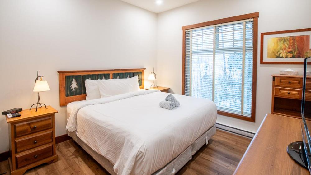 Snow Creek Lodge By Fernie Lodging Co מראה חיצוני תמונה